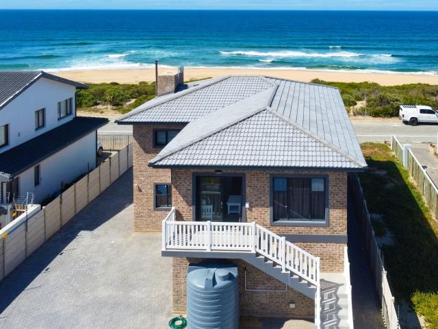 House for sale in Groot Brak Rivier, Western Cape
