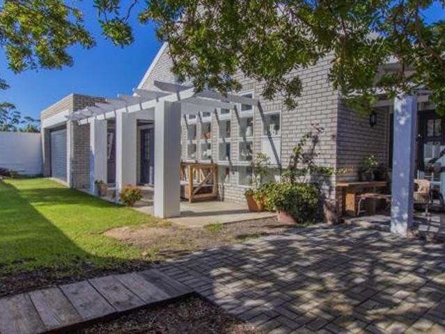 House for sale in Rietpoel, Theewaterskloof Local Municipality