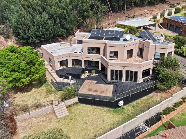 House for sale in Roodepoort, City of Johannesburg Metropolitan Municipality