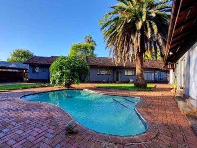House for sale in Queenstown, Eastern Cape