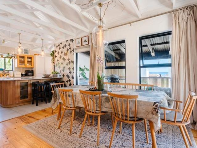 House for sale in Cape Town, Western Cape