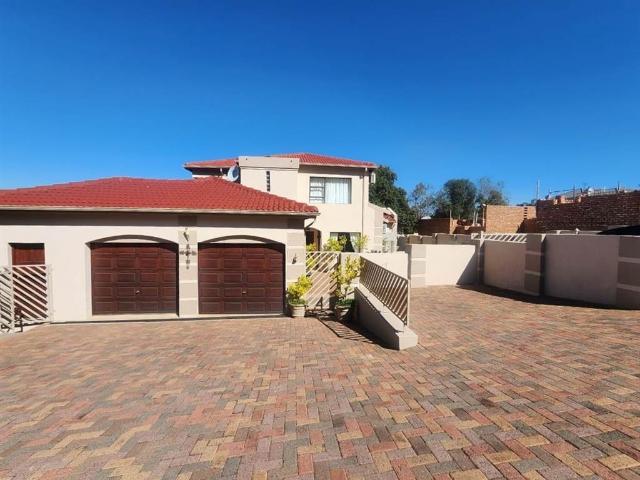 House for sale in North West