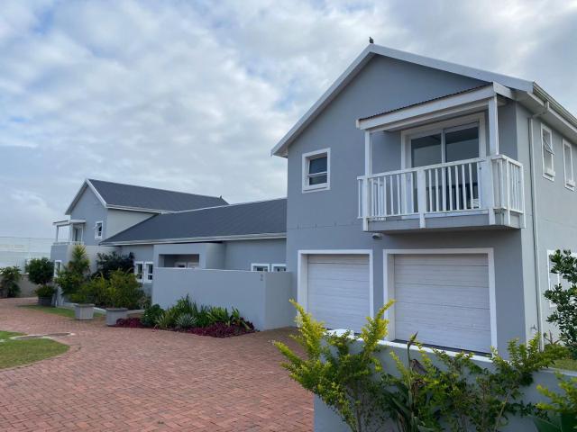 House for sale in Groot Brak Rivier, Western Cape