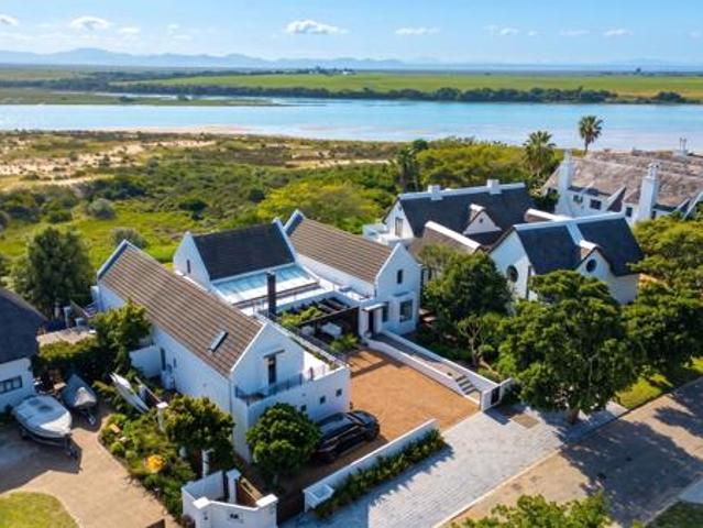 House for rent in St. Francis Bay, Kouga Local Municipality