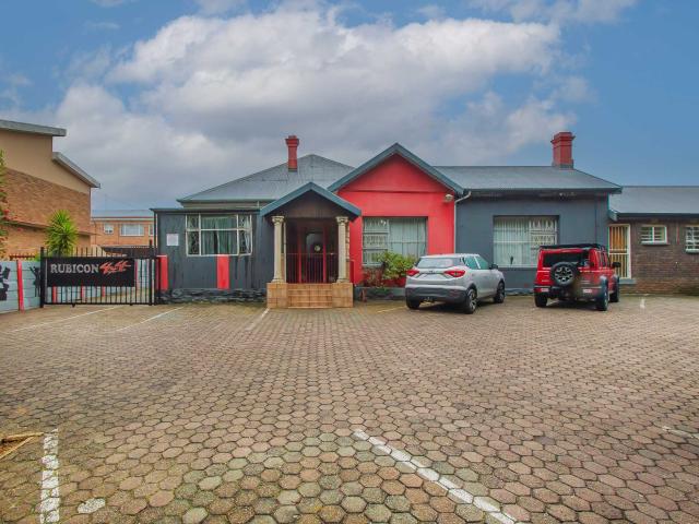 House for sale in Krugersdorp, Mogale City Local Municipality