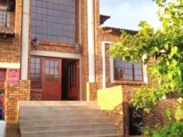 House for sale in Waterkloof, Gauteng