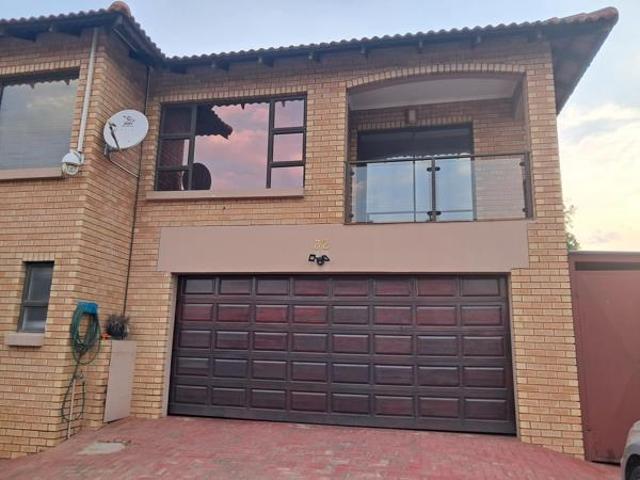 House for sale in Waterkloof, Gauteng