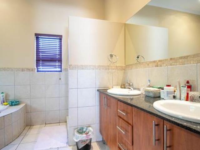 House for rent in Vosloorus, Gauteng
