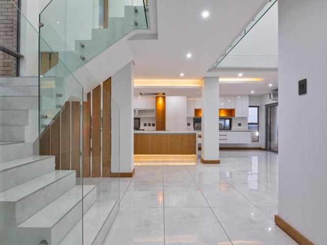 House for sale in La Mercy, Kwazulu-natal