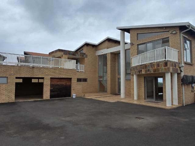 House for sale in La Mercy, Kwazulu-natal