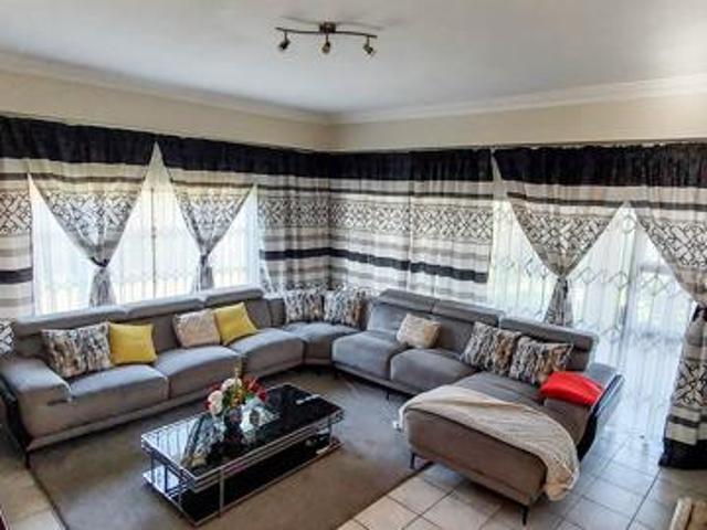 House for rent in La Mercy, eThekwini Metropolitan Municipality