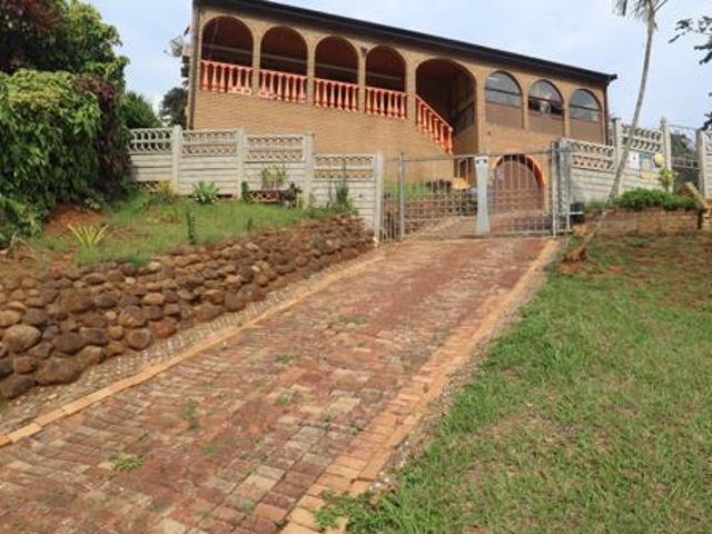 House for sale in La Mercy, eThekwini Metropolitan Municipality