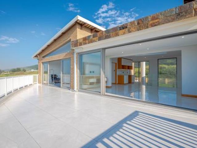 House for sale in La Mercy, Kwazulu-natal