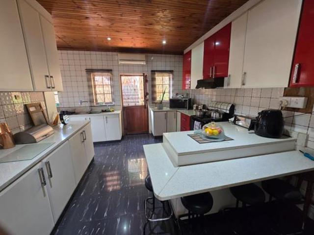 House for sale in La Mercy, Kwazulu-natal