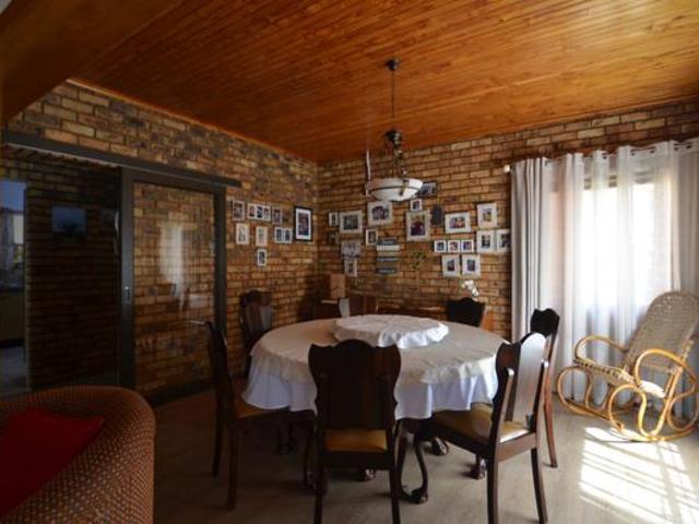 House for sale in Rosendal, Free State