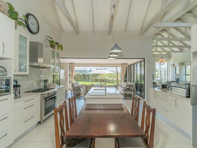 House for sale in Cape Town, Western Cape