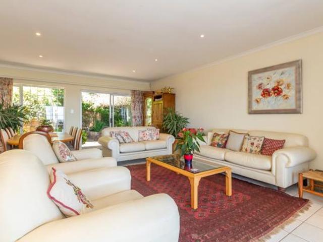 House for sale in Cape Town, Western Cape