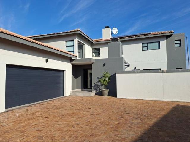 House for sale in Western Cape