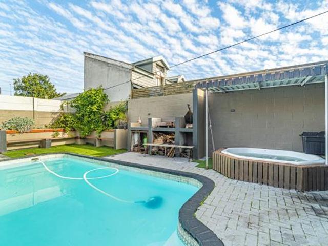 House for sale in Cape Town, Western Cape