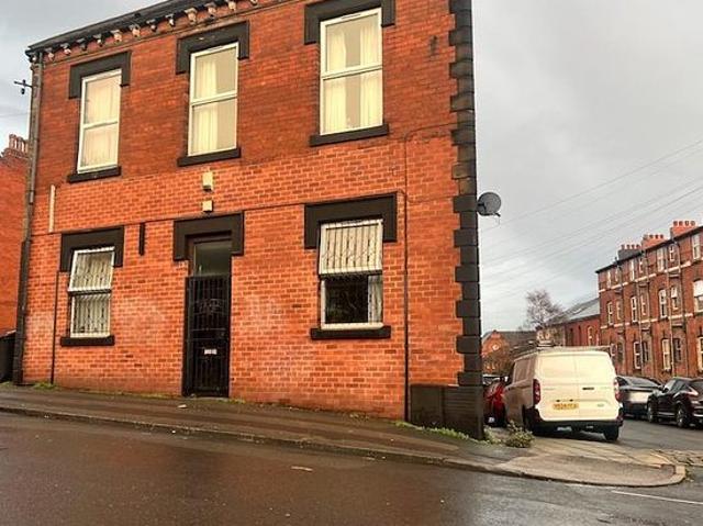 House for rent in Woodhouse Cliff, Leeds