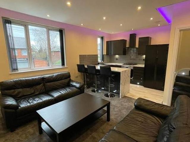 House for rent in Beckett Park, Headingley