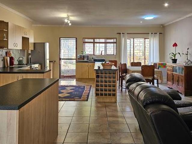 House for sale in Ugu District Municipality, Kwazulu-natal