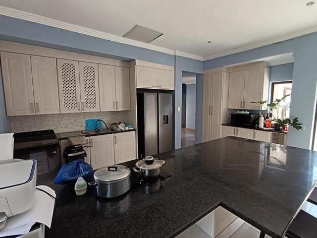 House for rent in North West