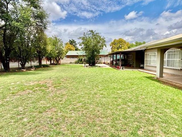 House for sale in Ditsobotla, North West