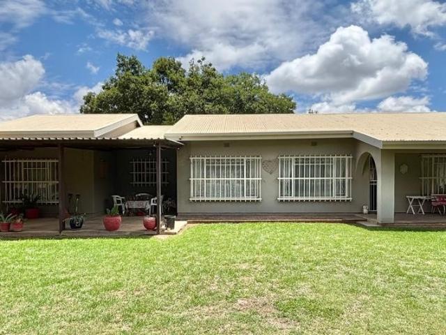 House for sale in Ditsobotla, North West