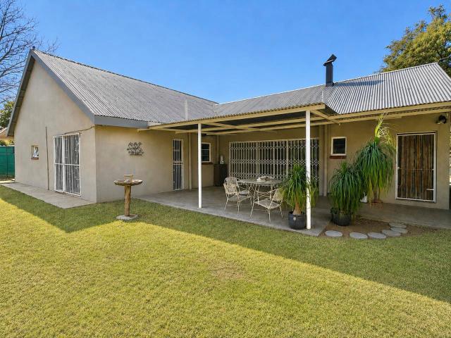 House for sale in Ditsobotla, North West