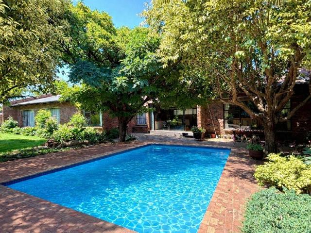 House for sale in Ditsobotla, North West