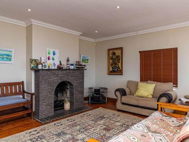 House for sale in Groot Brak Rivier, Western Cape
