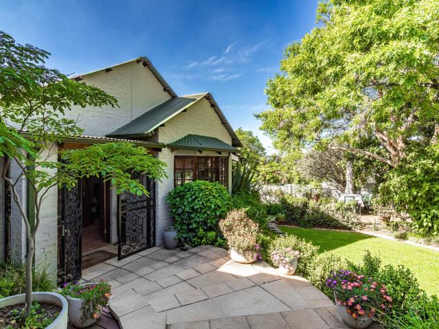 House for sale in Roodepoort, City of Johannesburg Metropolitan Municipality