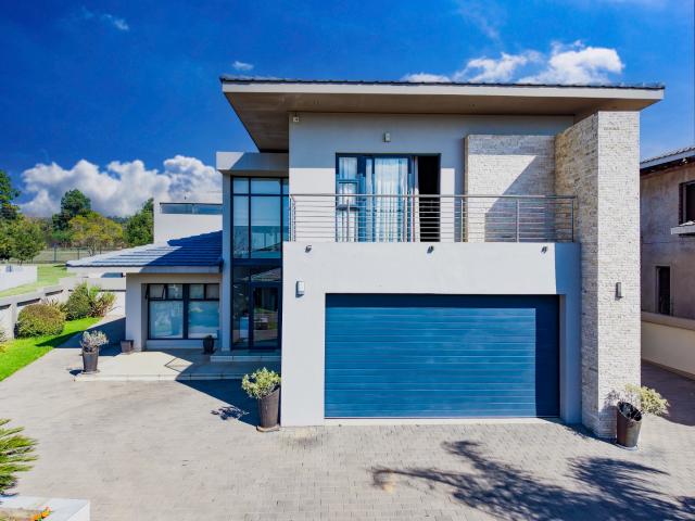 House for sale in Waterkloof, Gauteng
