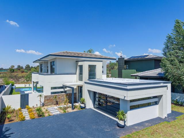 House for sale in Waterkloof, Gauteng