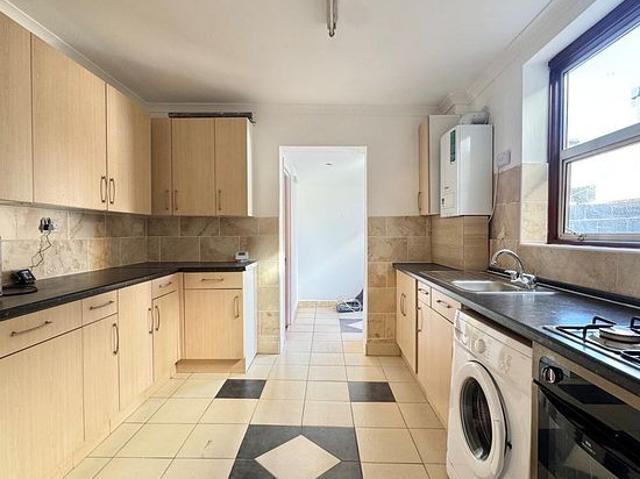 House for rent in Upton, Greater London