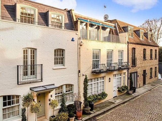 House for rent in Knightsbridge, Greater London