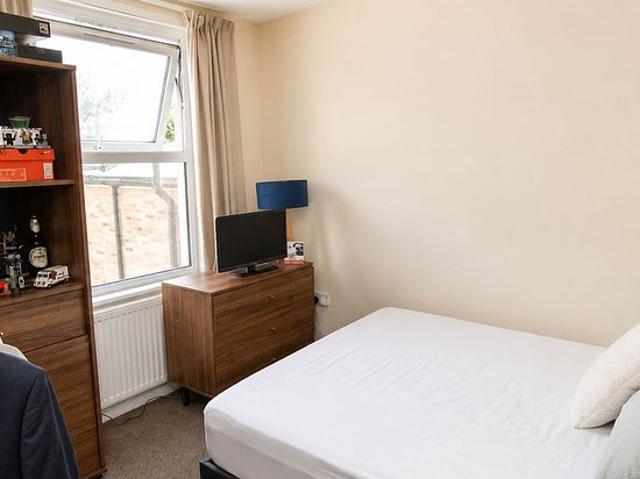 House for rent in Bromley-by-Bow, Bow