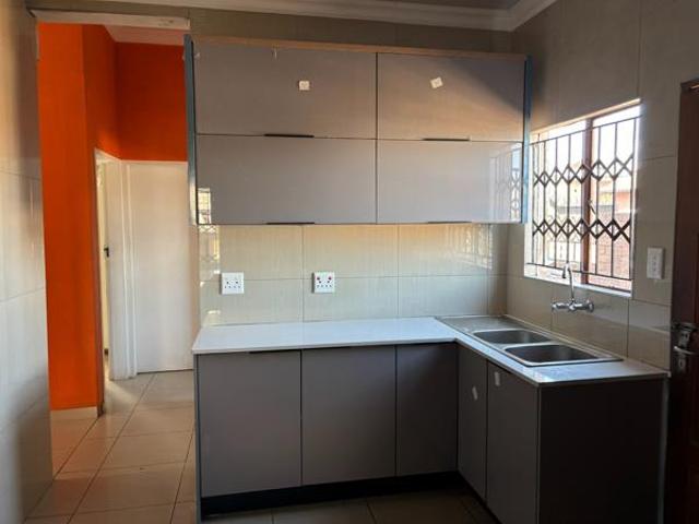 House for rent in Waterkloof, Gauteng