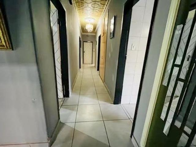 House for rent in Waterkloof, Gauteng