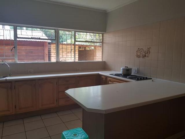 House for rent in Waterkloof, Gauteng