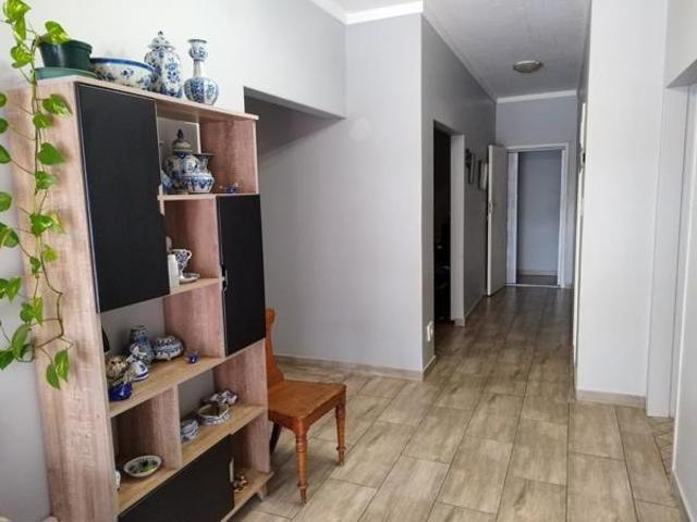 House for rent in Waterkloof, Gauteng