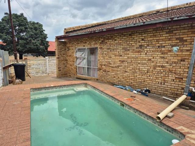 House for sale in Mafikeng, North West
