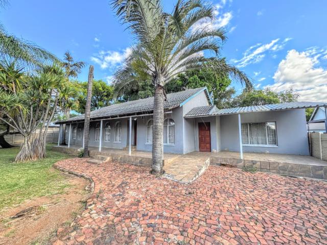 House for sale in Waterkloof, Gauteng