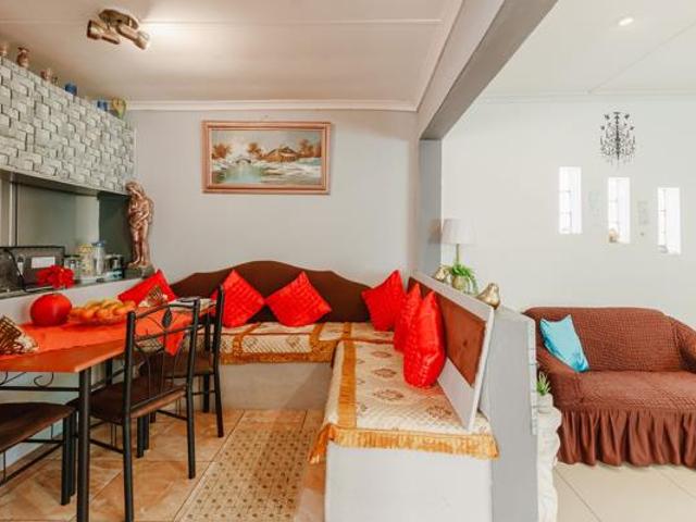 House for sale in Nelson Mandela Bay Ward 18, Nelson Mandela Bay Metropolitan Municipality