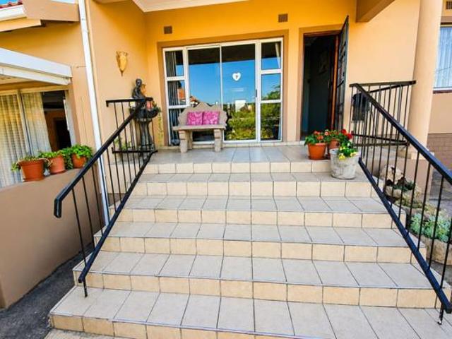 House for sale in Ugu District Municipality, Kwazulu-natal