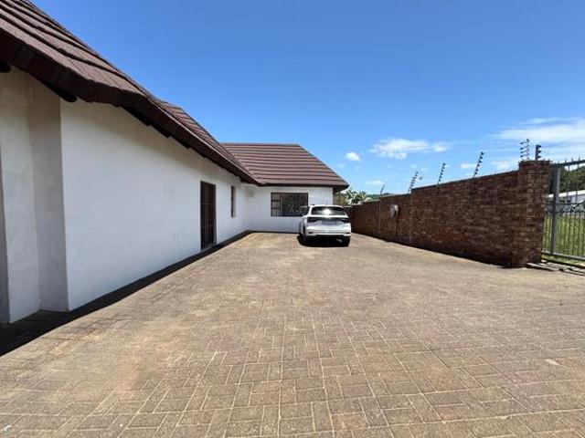 House for sale in Ugu District Municipality, Kwazulu-natal