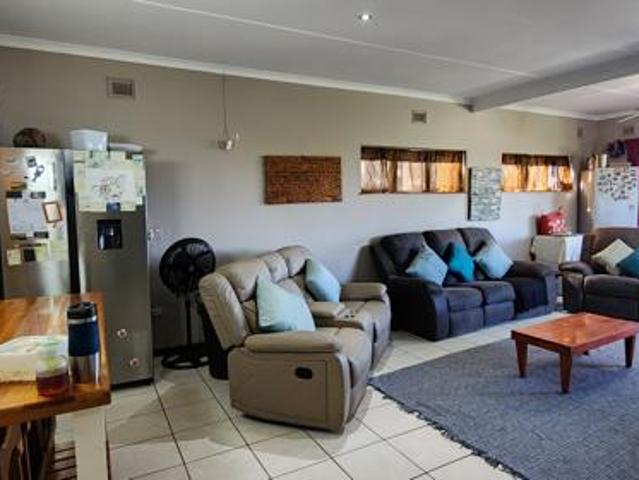 House for sale in Ugu District Municipality, Kwazulu-natal