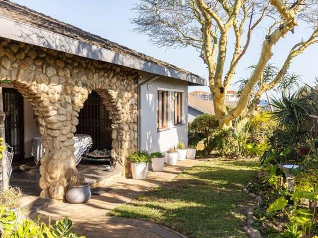 House for sale in Margate, Hibiscus Coast Local Municipality