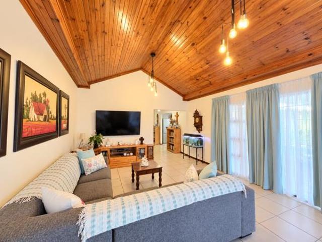 House for sale in Richards Bay, uMhlathuze Local Municipality
